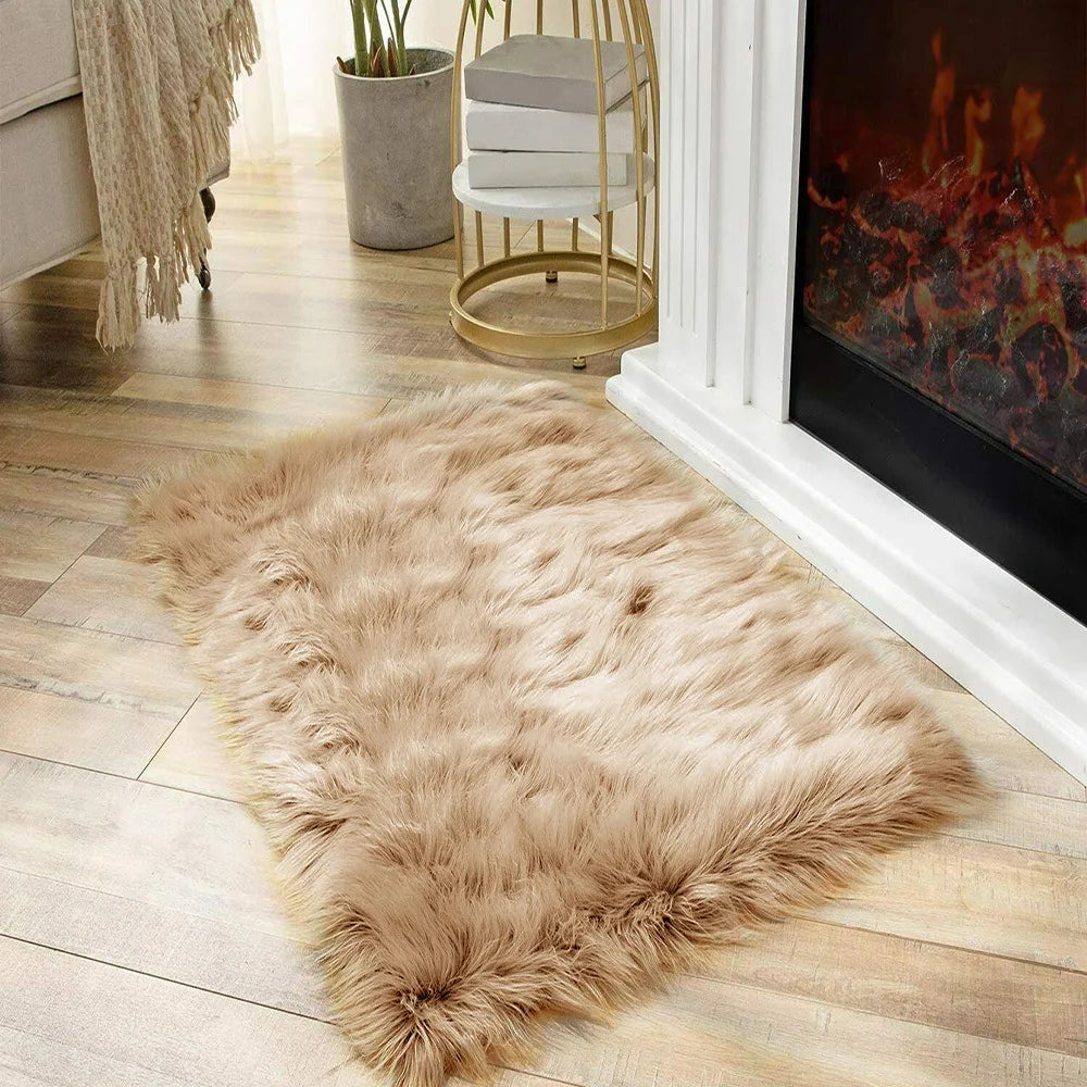 VIKAMA Silk-Wool Teppich