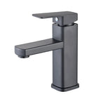 Elegante Badarmatur in Schwarz/Chrome