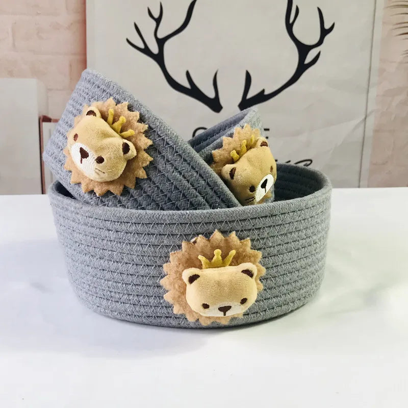 Handgewebter Aufbewahrungskorb mit niedlichen Cartoon-Tiermotiven