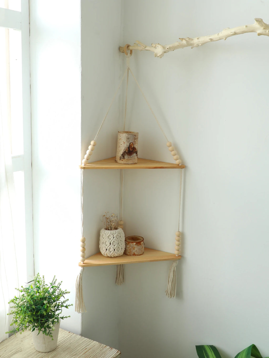 Eckregal aus Holz
