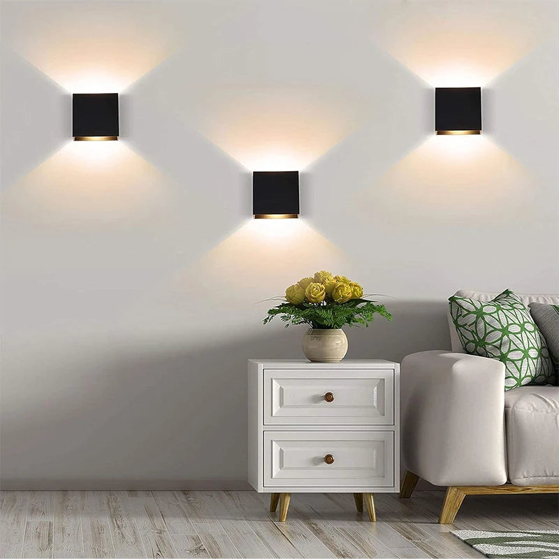 Boxförmige LED-Wandleuchte
