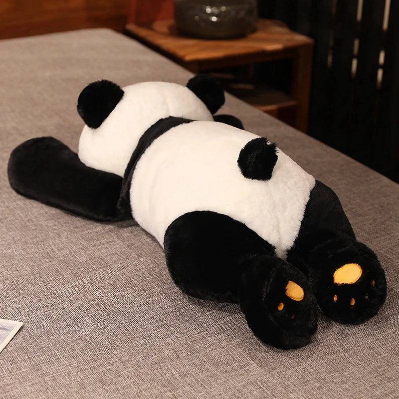 Kuschelweicher Panda-Plüschtier