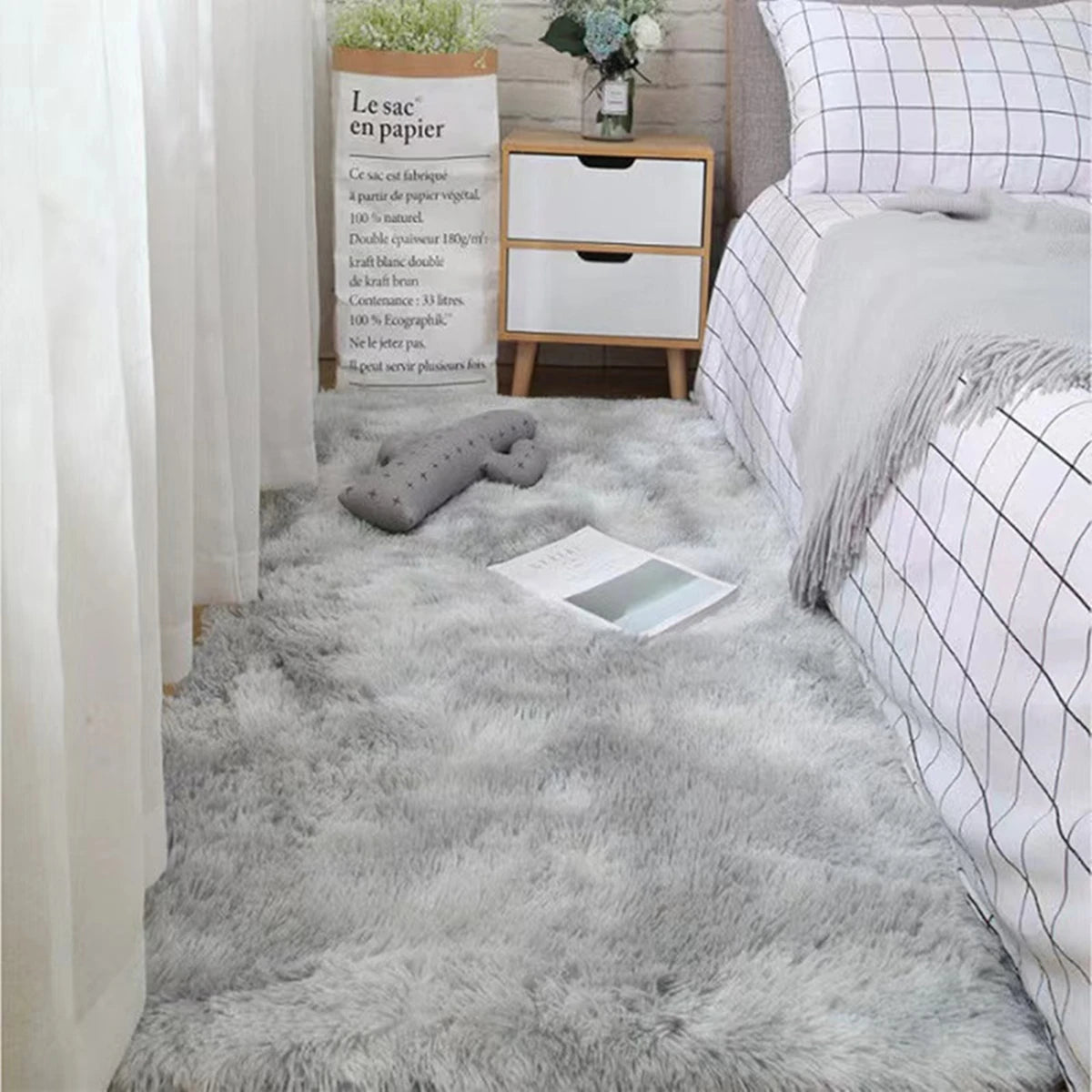 Weiches und flauschiges Teppich