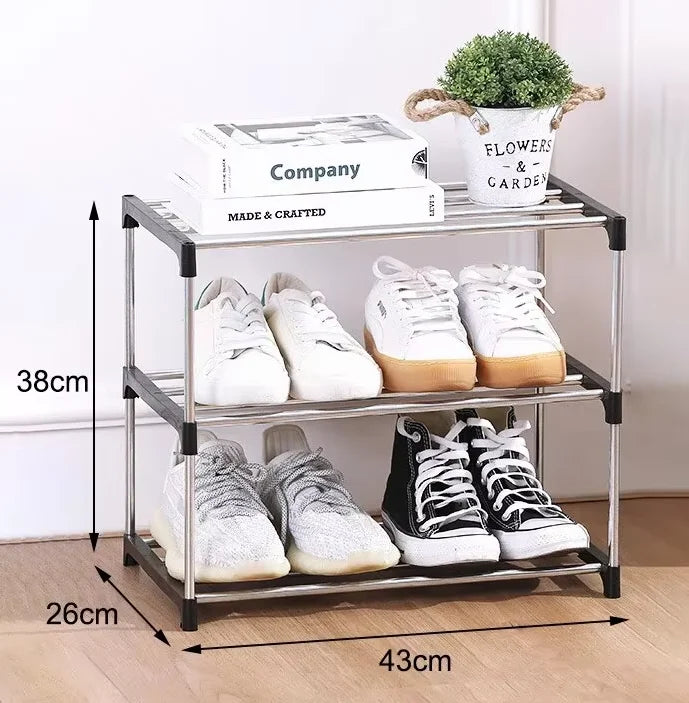 Praktisches Schuhregal mit 3-4 Ebenen