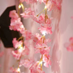 Kirschblüten-Lichterkette.
