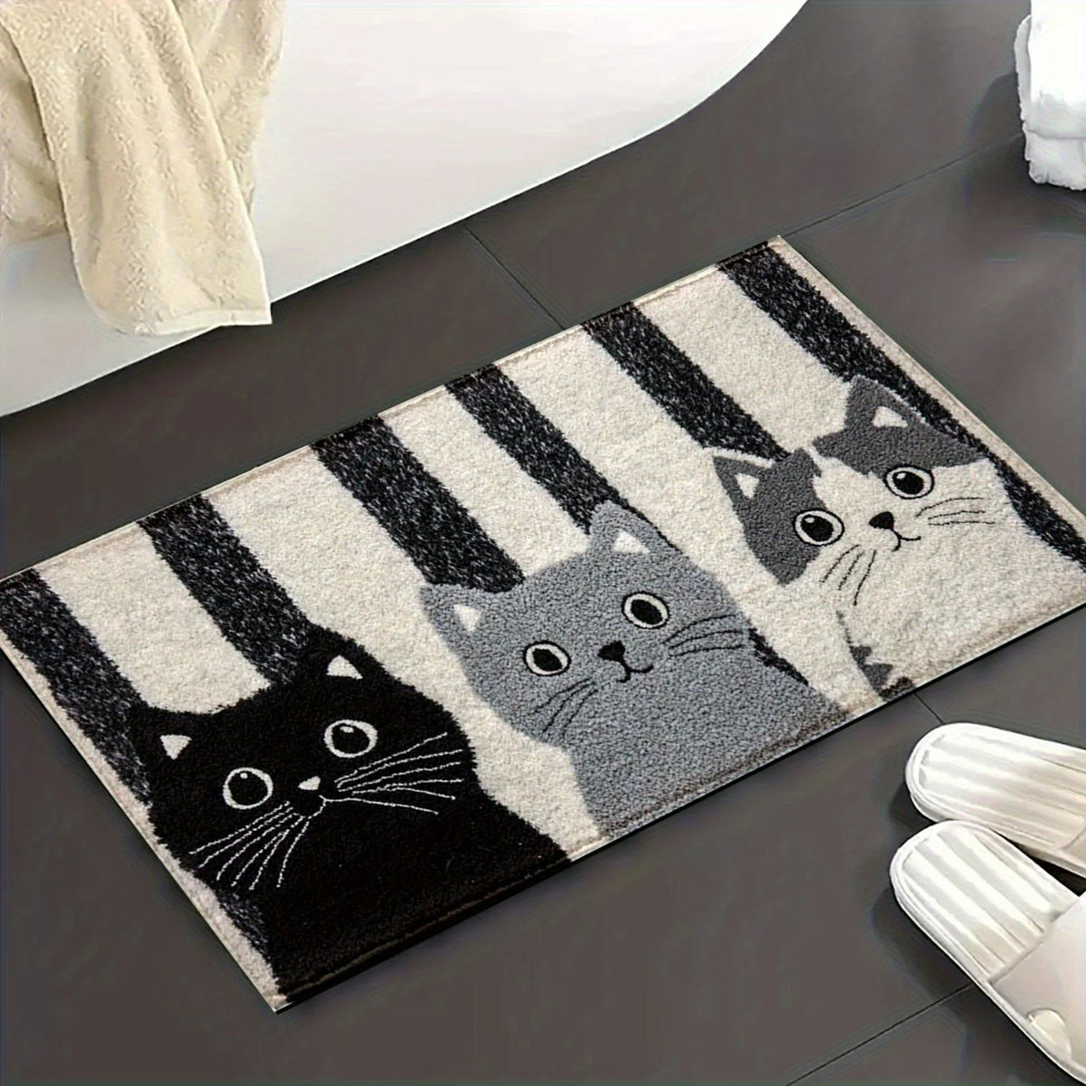 VIKAMA Striped Cartoon Cat Carpet