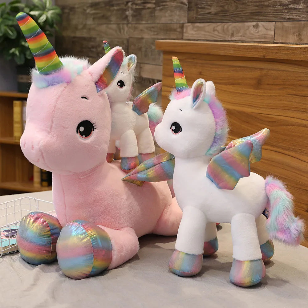 Süßes Einhorn-Plüschtier