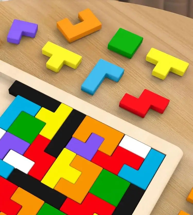 Klassisches Holz-Tangram-Puzzle
