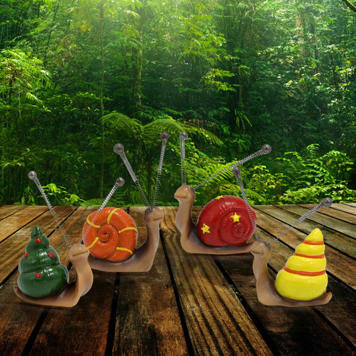 4-teiliges Set niedlicher Schnecken-Miniaturen