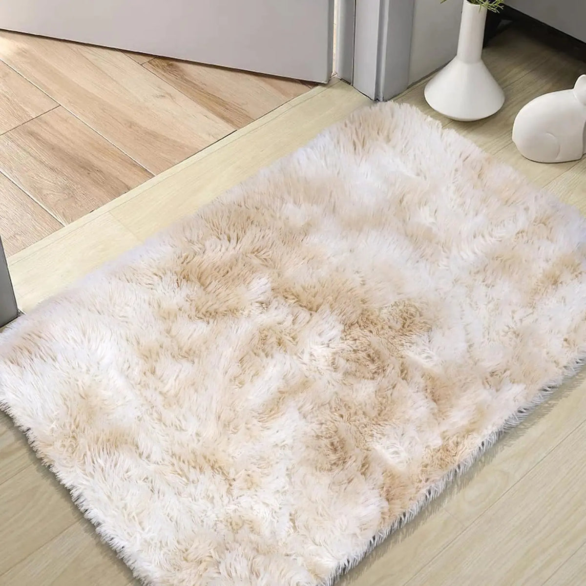 VIKAMA Silk-Wool Teppich