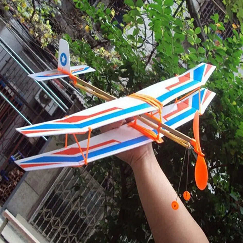 DIY Schaumflugzeug