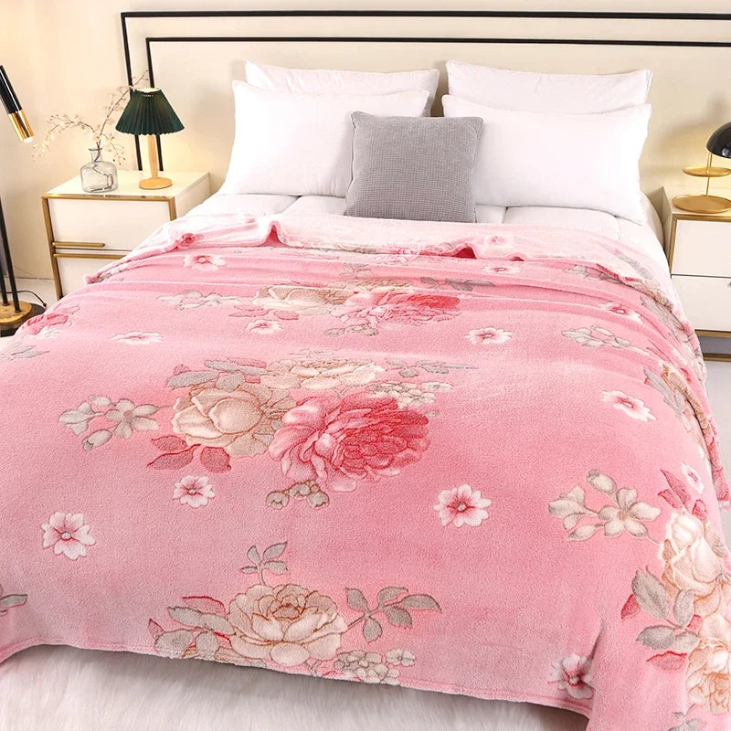 Wärmende Fleece-Decke mit Blumenmuster