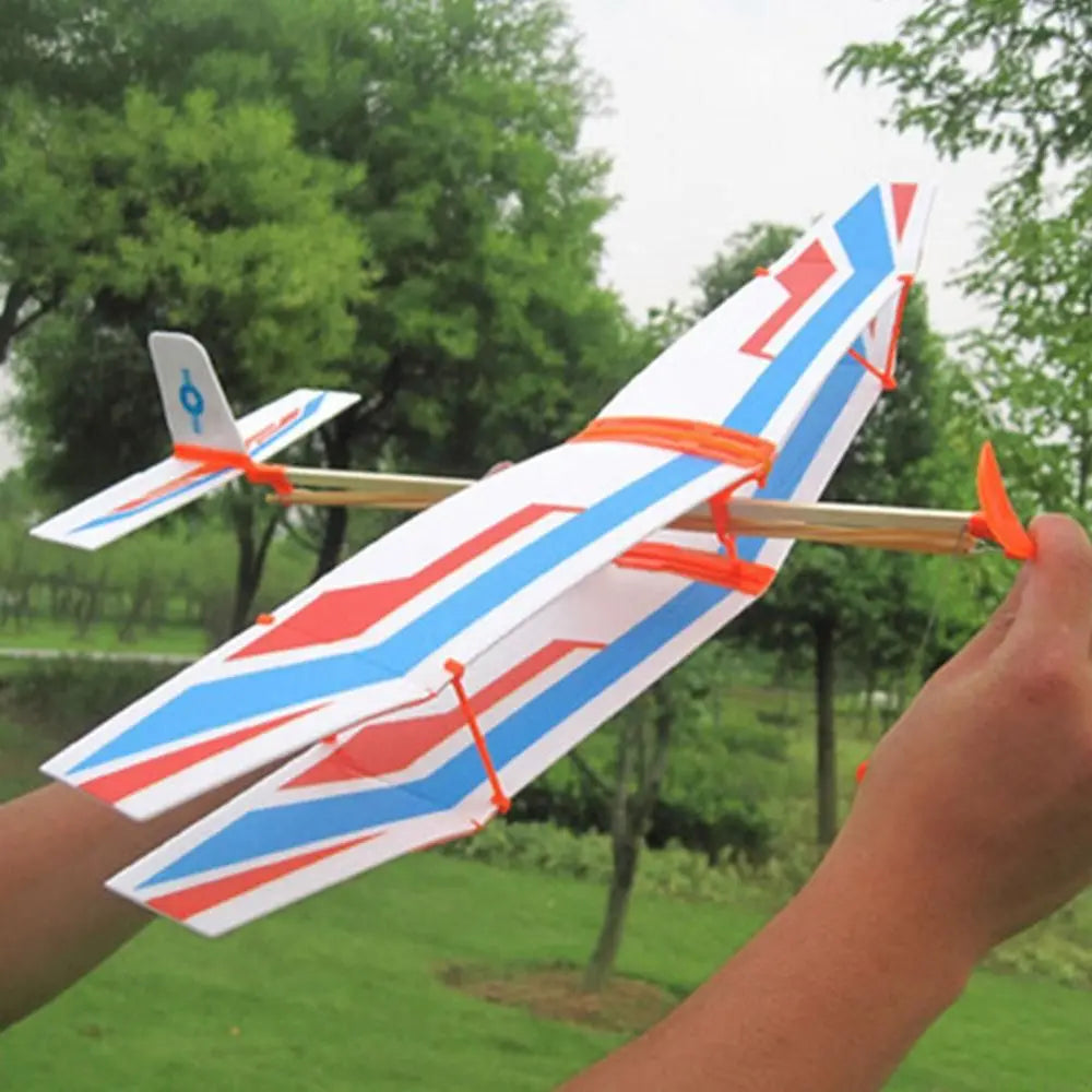 DIY Schaumflugzeug