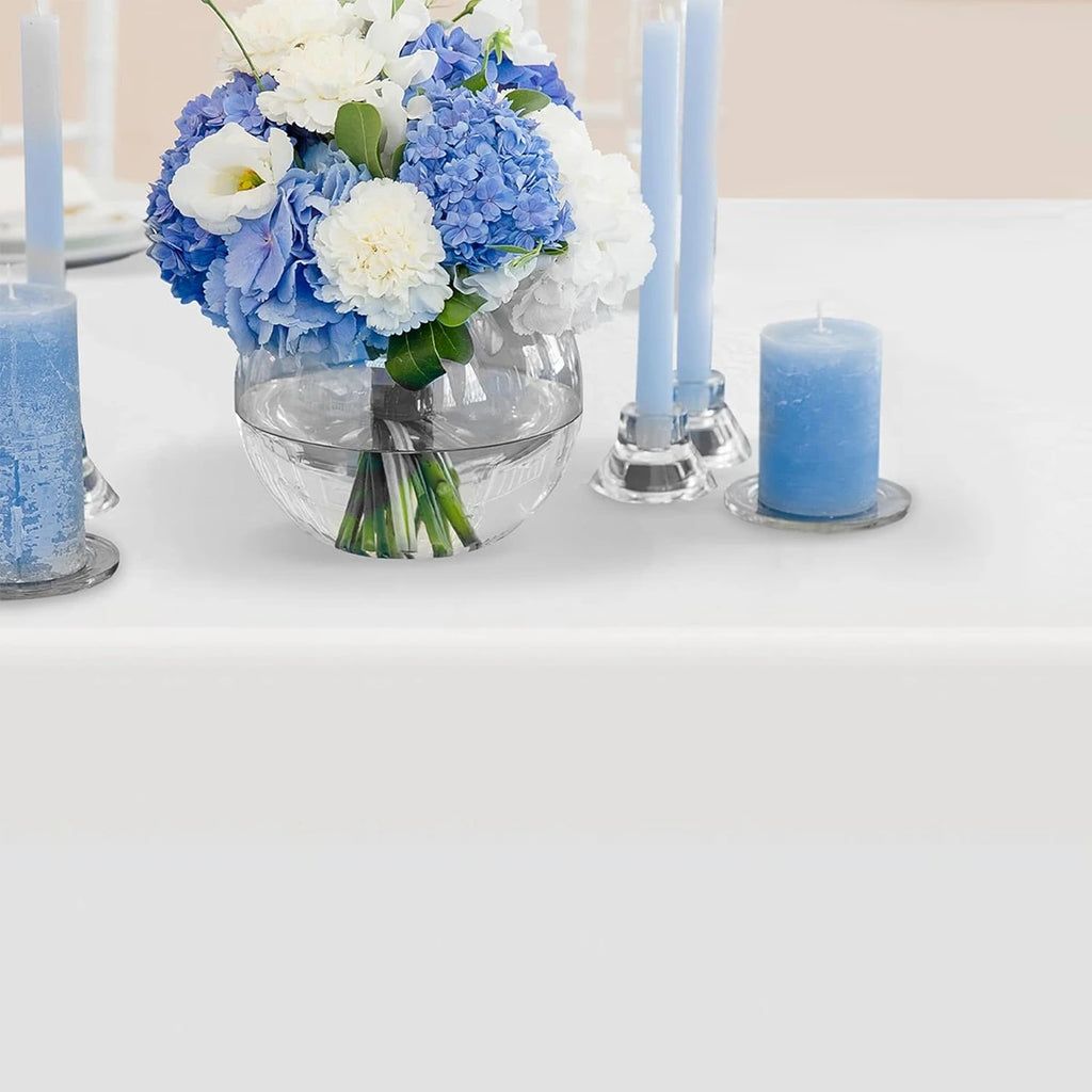 Elegante weiße Kunststoff-Tischdecke für jeden Anlass