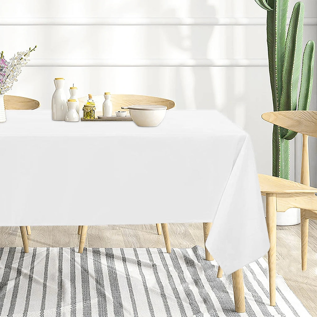 Elegante weiße Kunststoff-Tischdecke für jeden Anlass