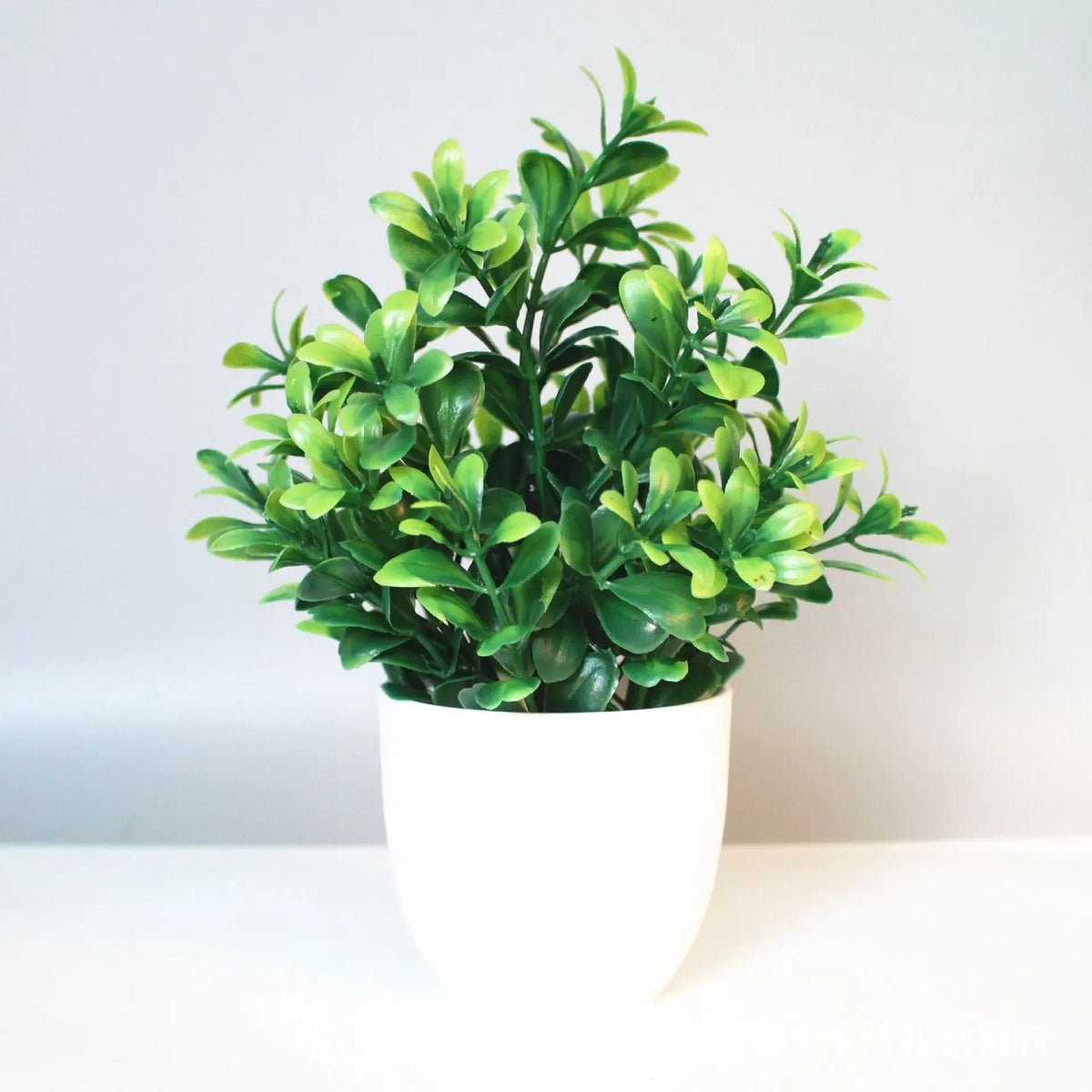 Künstliche Bonsai-Pflanze