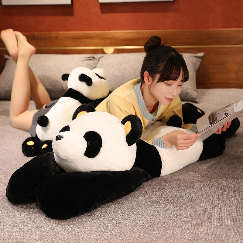 Kuschelweicher Panda-Plüschtier