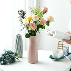Moderner Kunststoff-Blumenvase